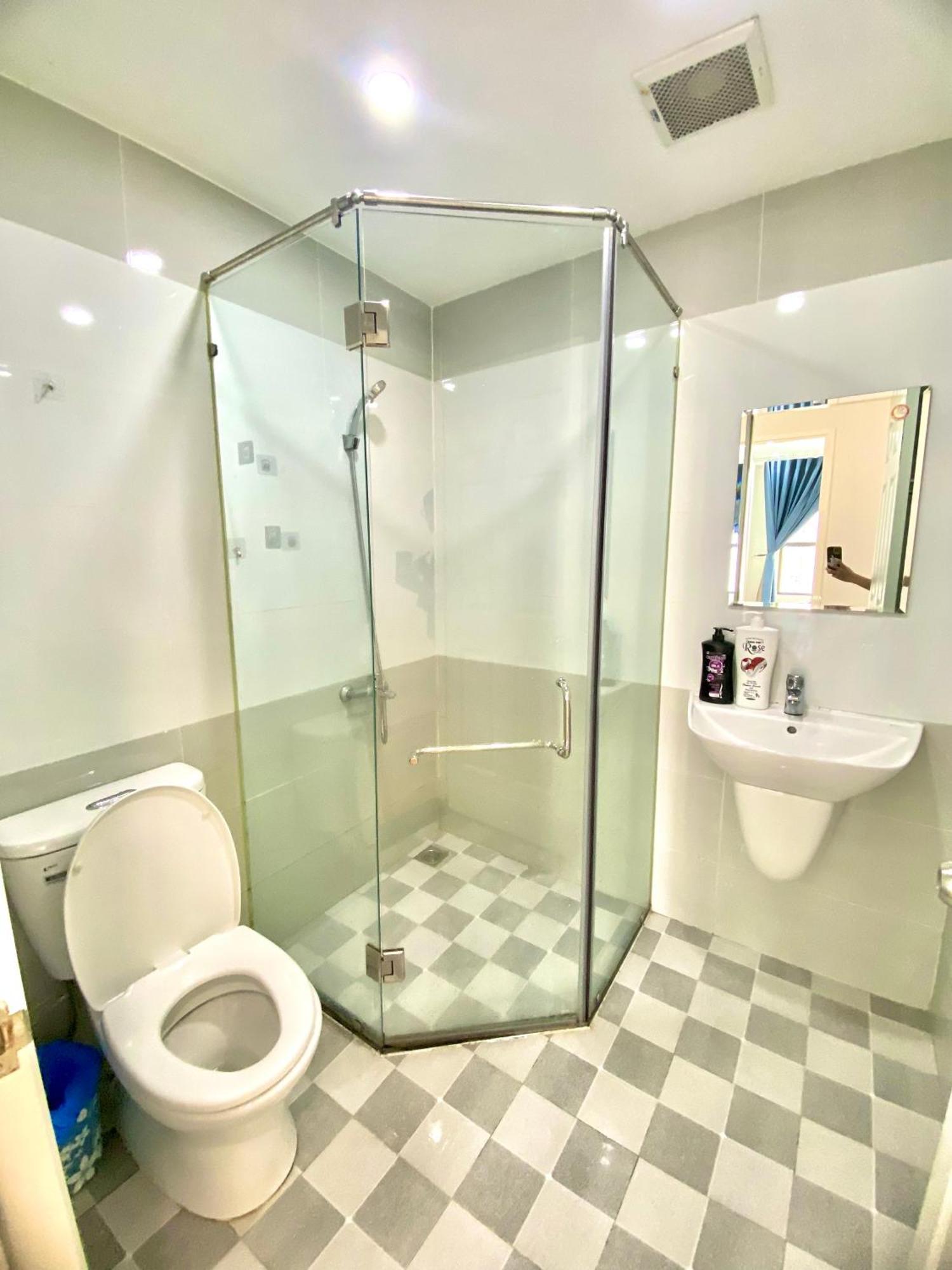 Monday Premium Aparts - Highclass Building And Spot * TP. Hồ Chí Minh