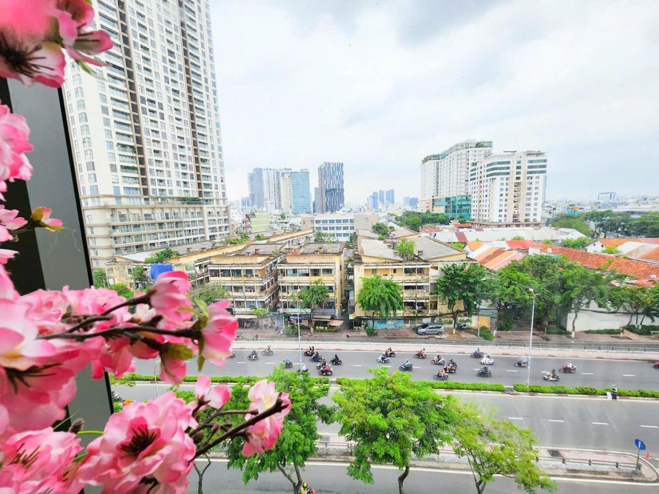 Monday Premium Aparts - Highclass Building And Spot Căn hộ *